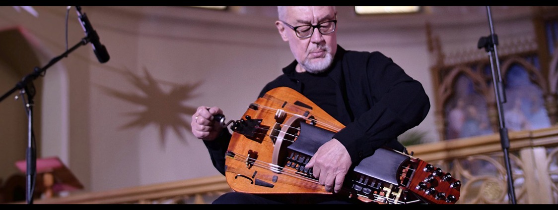 АНДРЕЙ ВИНОГРАДОВ