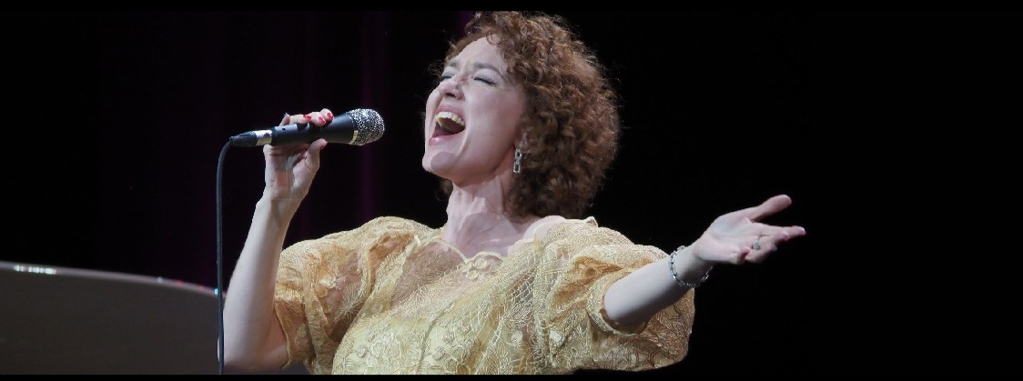 АННА БУТУРЛИНА: «ВРЕМЯ ЛЮБИТЬ»