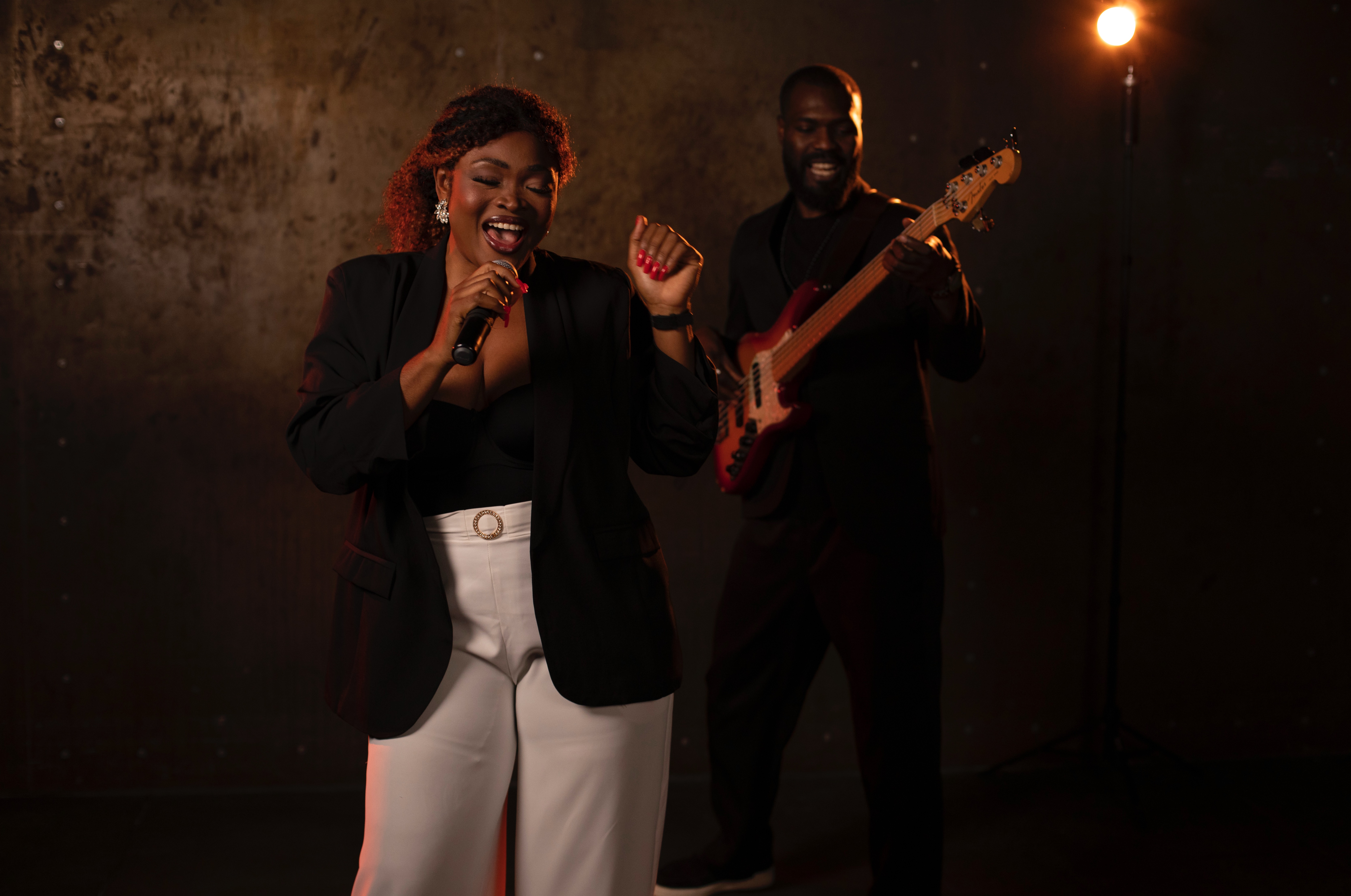 Винтажный джаз на панорамной крыше при свечах с джазовой звездой Джиа и Алгоритм бэнд!