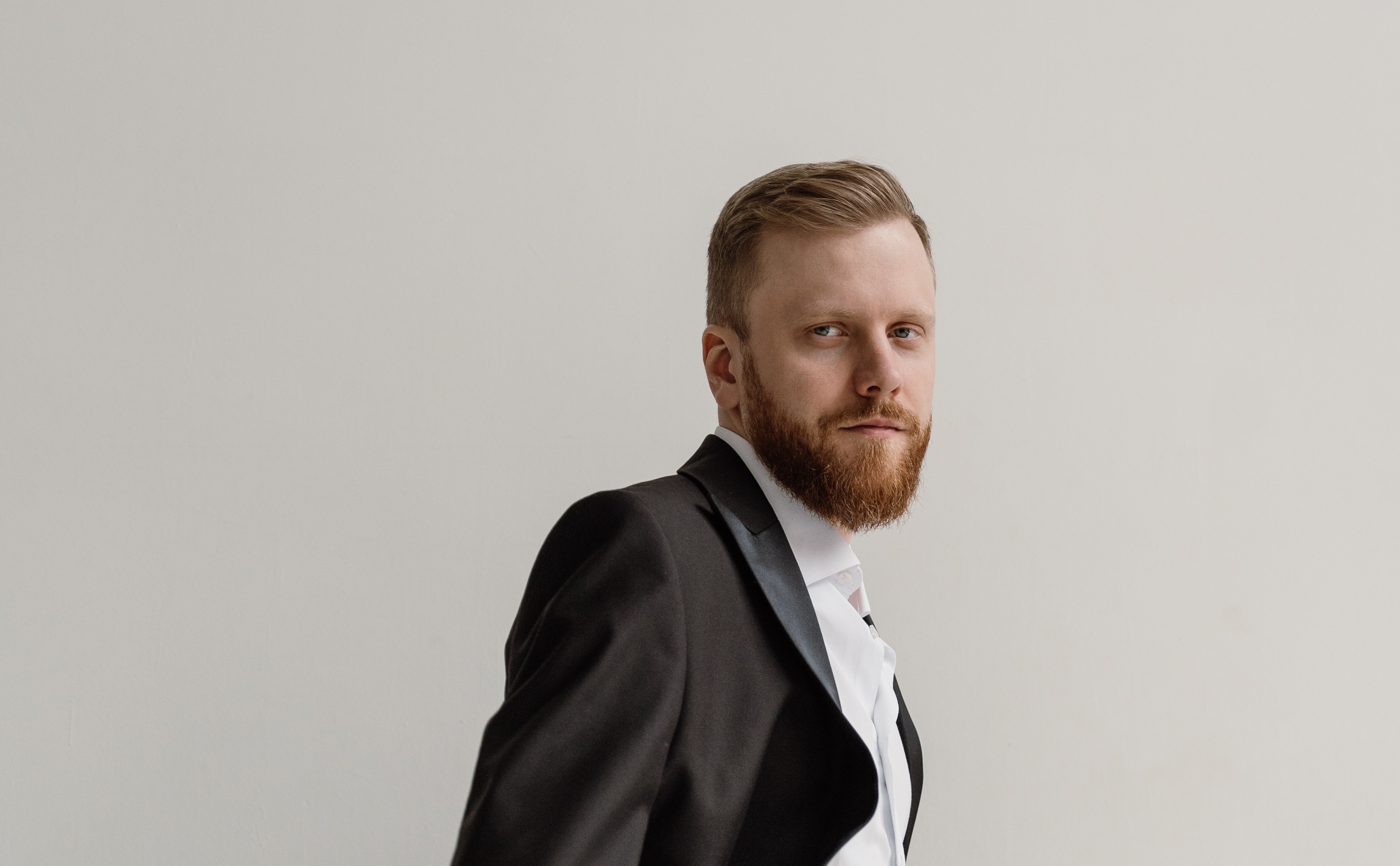 Константин Большаков  